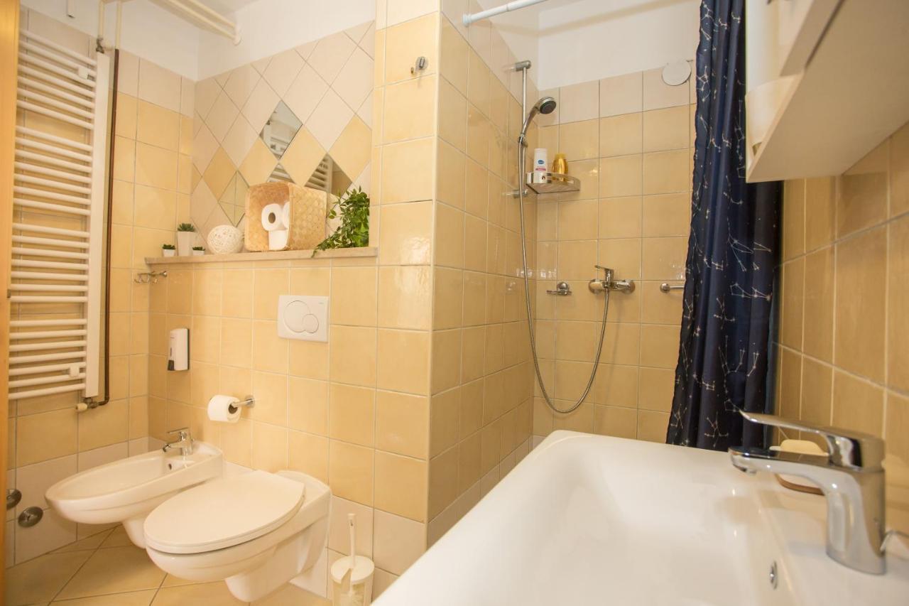 Apartment Rosse Пореч Екстериор снимка