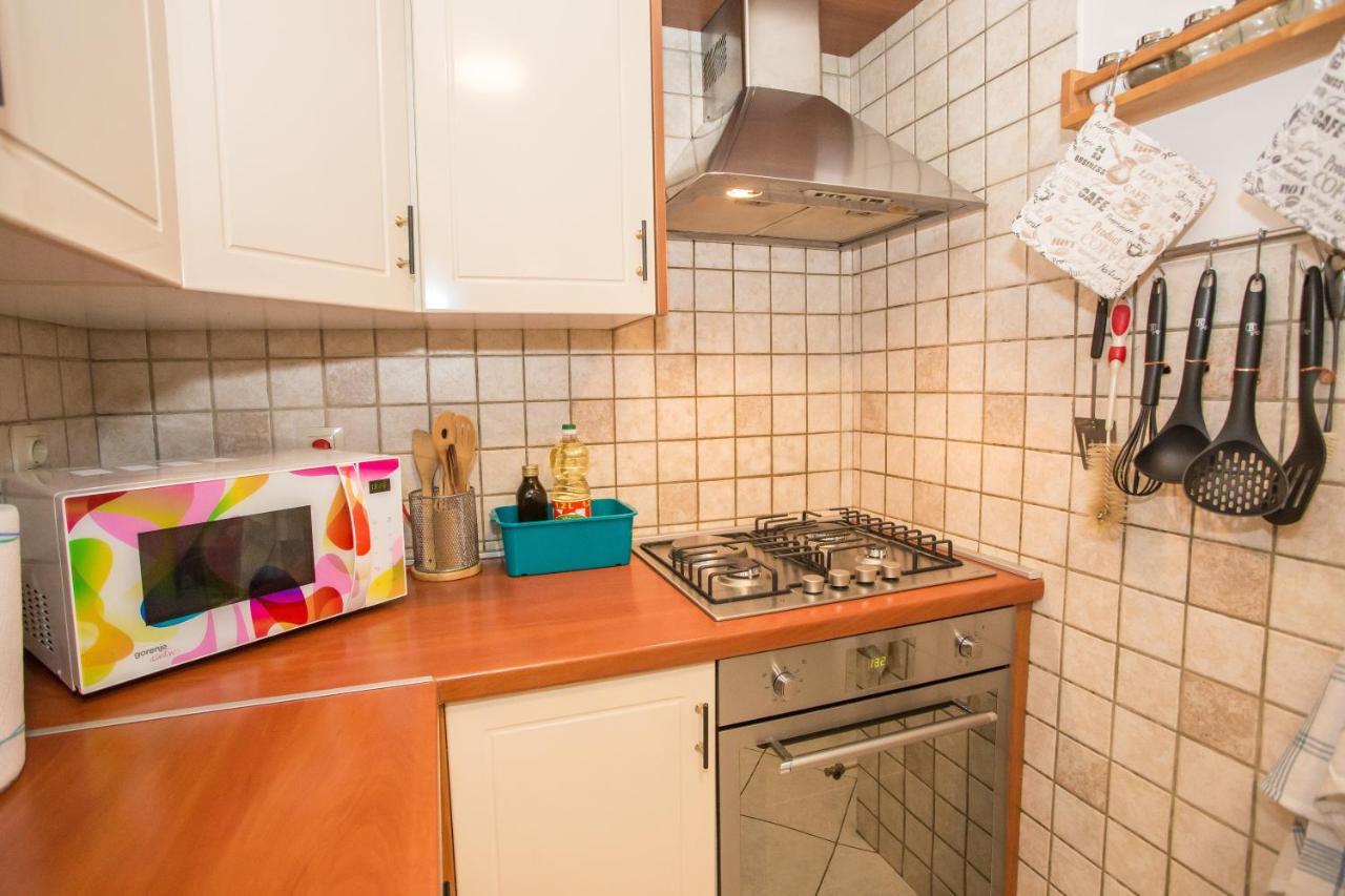 Apartment Rosse Пореч Екстериор снимка